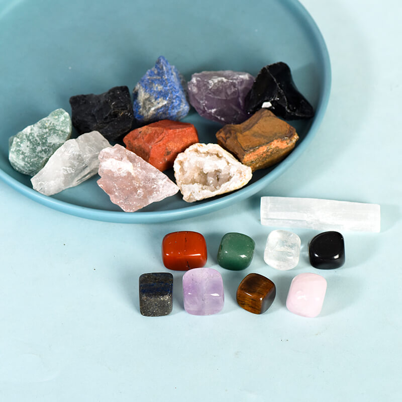 Etheric Aura Crystal Healing Kit (18 Gemstones with Selenite Bar)